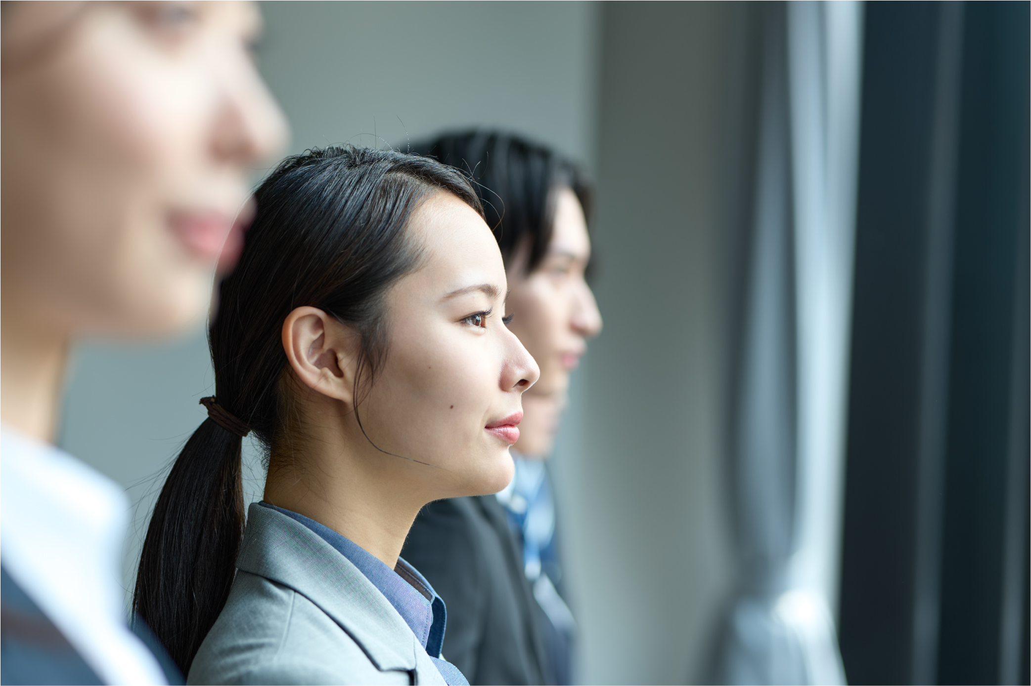 �v���t�F�b�V���i���T�[�r�X